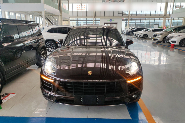 保时捷 2017款  Macan 2.0T车身外观2