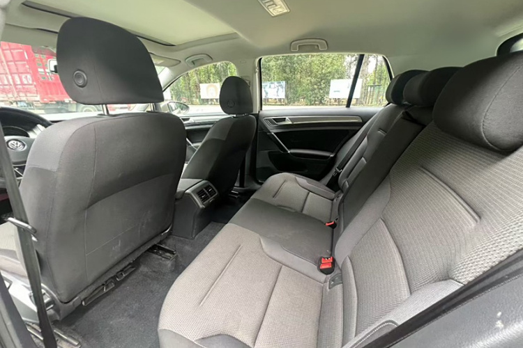 大众 高尔夫 2016款 230TSI 自动舒适型中控内饰7003