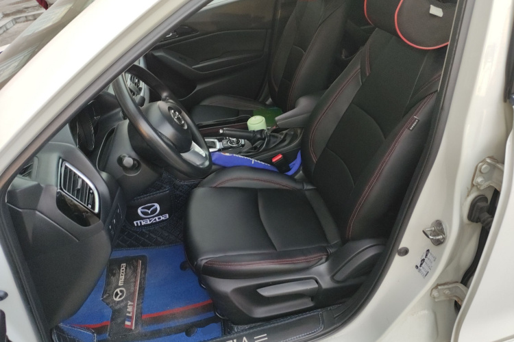 马自达3 昂克赛拉 2016款 三厢 1.5L 自动豪华型中控内饰19