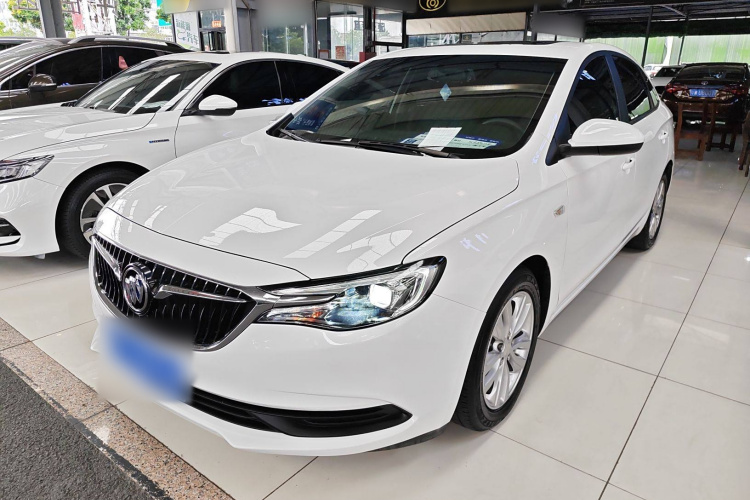 别克 英朗 2021款 改款 典范 1.5L 自动精英型车身外观1