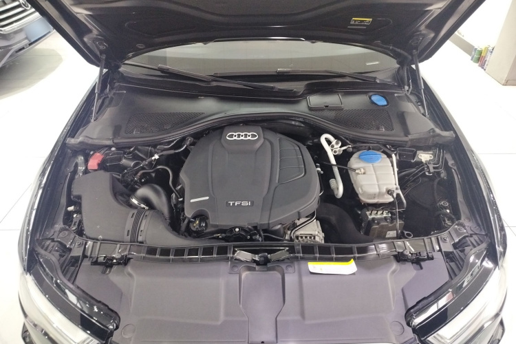 奥迪A6L 2018款 30周年年型 35 TFSI 时尚型机舱底盘24