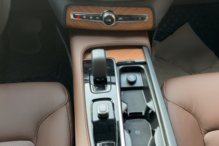 沃尔沃XC90 2023款 B5 智行豪华版 7座局部细节18