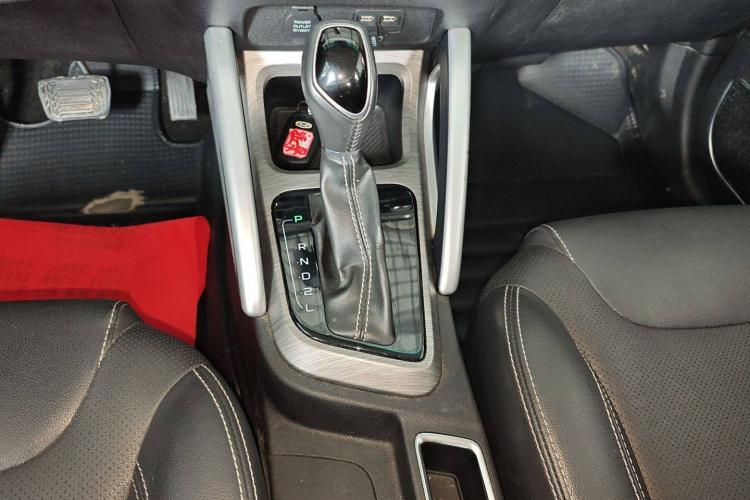 吉利汽车 远景X3 2017款 1.5L 自动尊贵型局部细节18