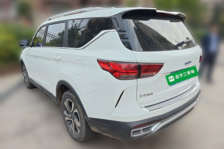 长安欧尚科赛Pro 2021款 1.5T 手动旗舰型 7座车身外观6003