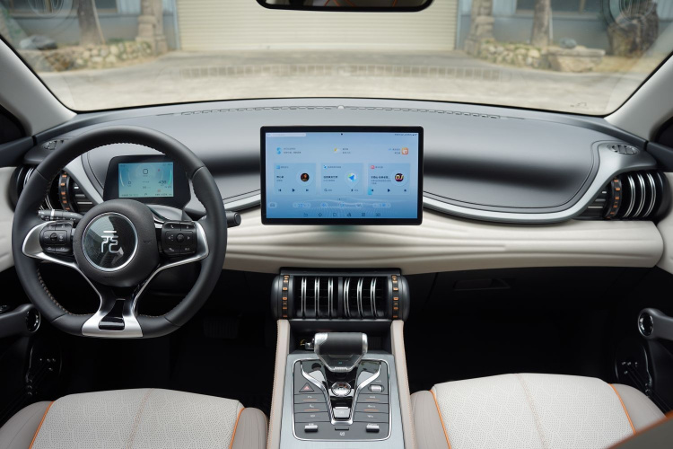 比亚迪 元PLUS 2024款 荣耀版 510KM 超越型局部细节14