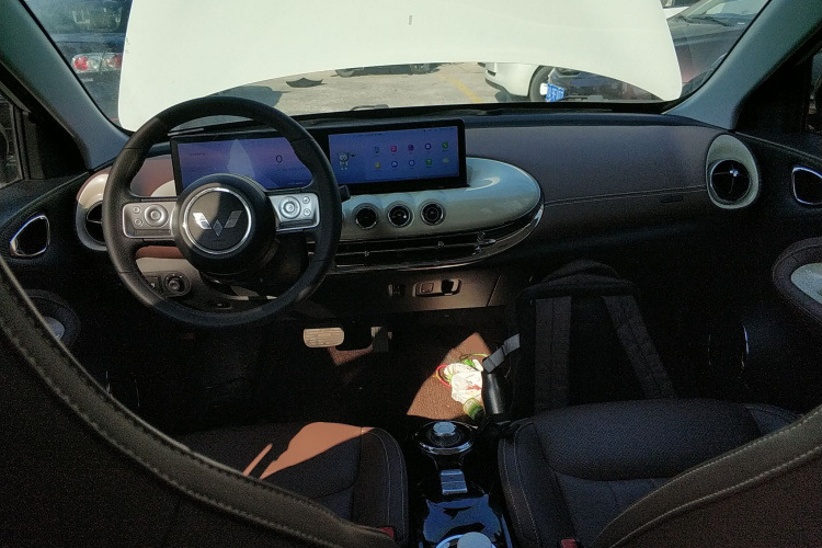 五菱汽车 五菱缤果 2023款 410km 灵犀尊享款中控内饰12