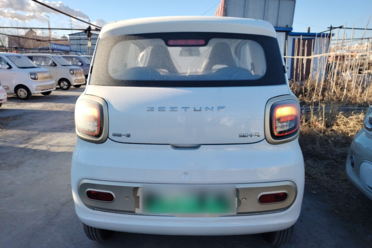 奔腾小马 2026款 222km 萌趣马车身外观6004