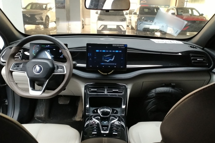 比亚迪 秦PLUS 2024款 荣耀版 DM-i 55KM领先型中控内饰12