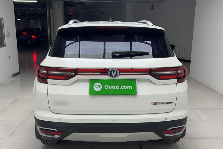 长安CS35PLUS 2019款 1.6L 自动酷联版车身外观6006