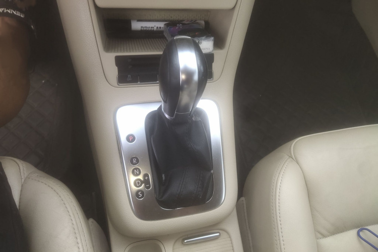 大众 途观 2012款 1.8TSI 自动两驱风尚版局部细节18