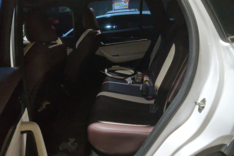 吉利汽车 星越L 2024款 2.0TD 高功自动两驱云起版中控内饰21