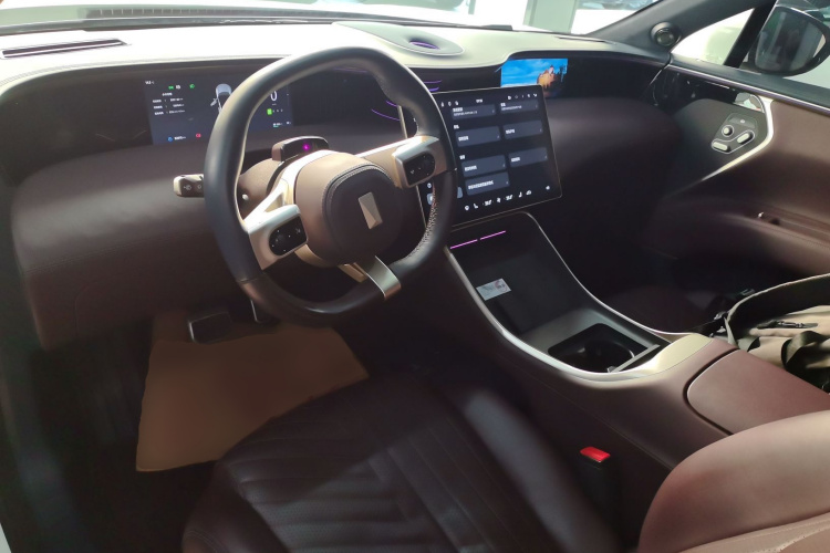 阿维塔11 2023款 鸿蒙 90度 后驱版中控内饰12