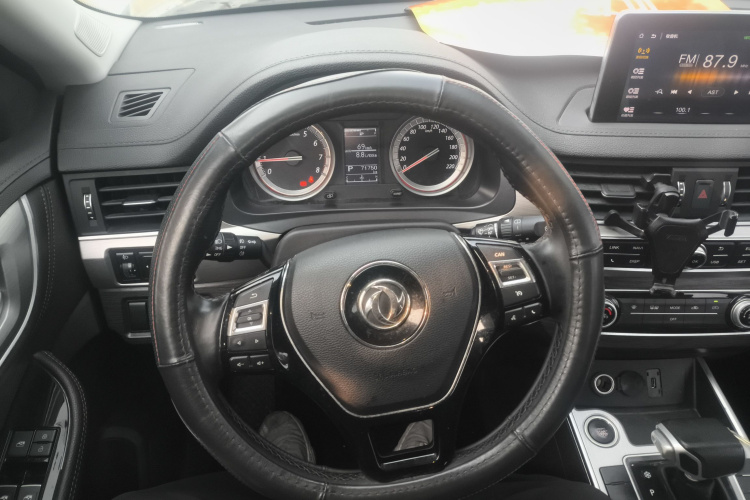 东风风行 景逸X5 2017款 1.6L CVT尊享型中控内饰13