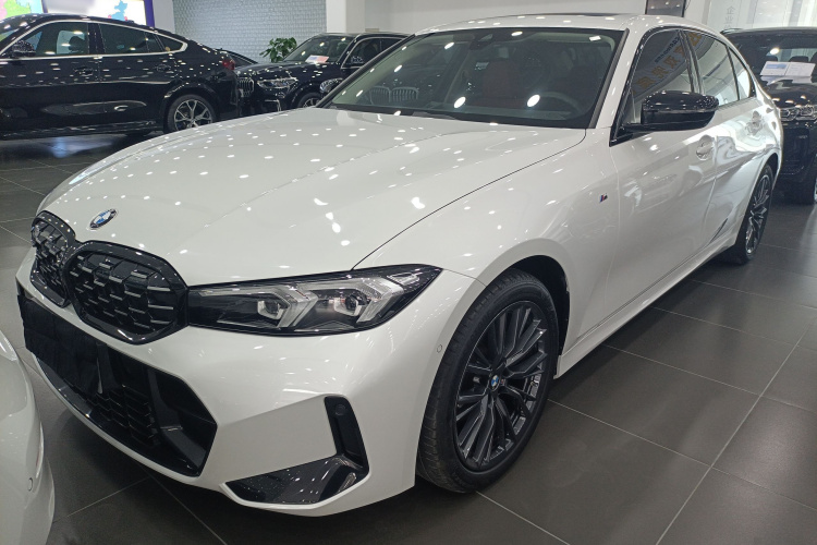 宝马3系 2023款 325Li M运动曜夜套装车身外观2