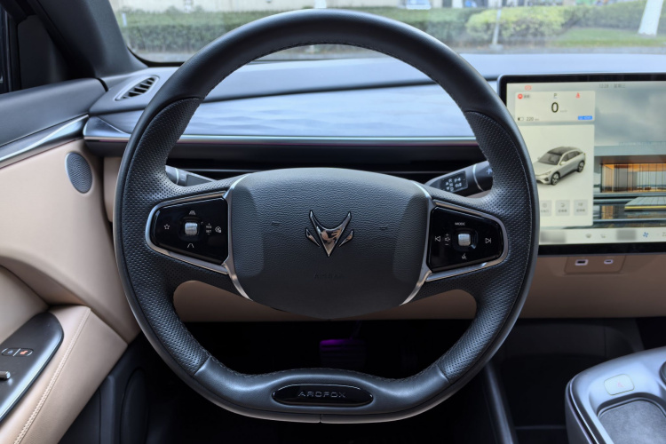 ARCFOX极狐 极狐 阿尔法T5(ARCFOX αT5) 2025款 630 神行版局部细节13