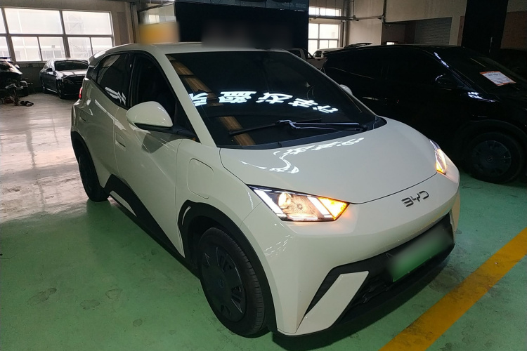 比亚迪 海鸥 2025款 305km 活力版车身外观3