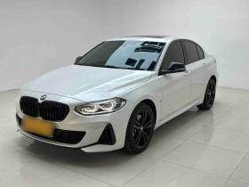 宝马1系 2023款 125i M运动曜夜版