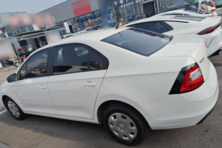 斯柯达 昕锐 2018款 1.4L 手动标准版车身外观4