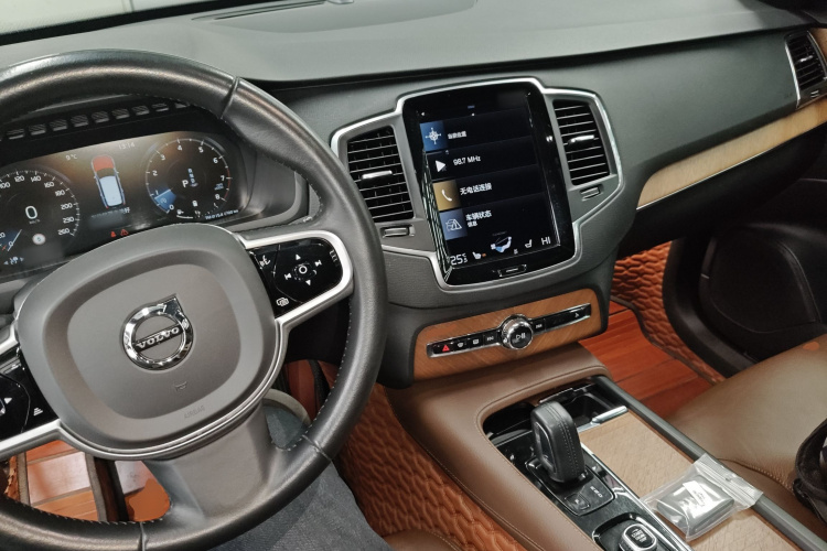 沃尔沃XC90 2021款 B5 智行豪华版 5座中控内饰12