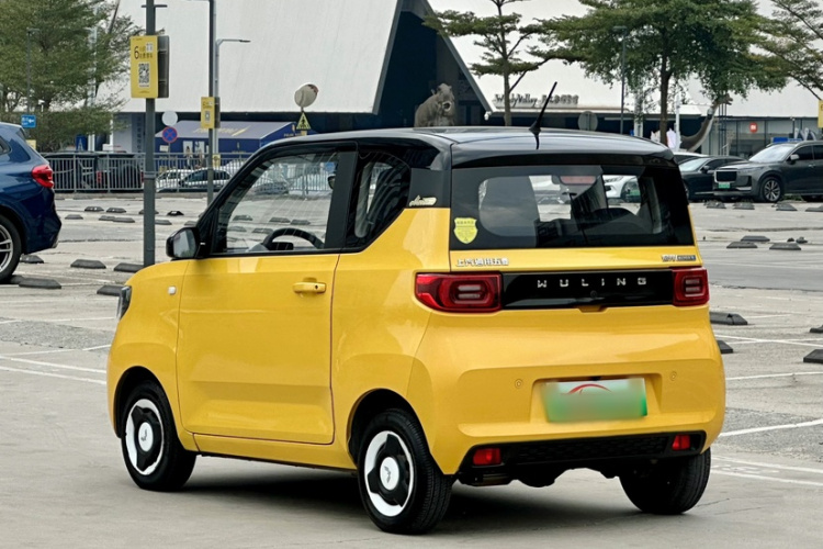 五菱汽车 宏光MINIEV 2022款 马卡龙臻享款 磷酸铁锂车身外观6003