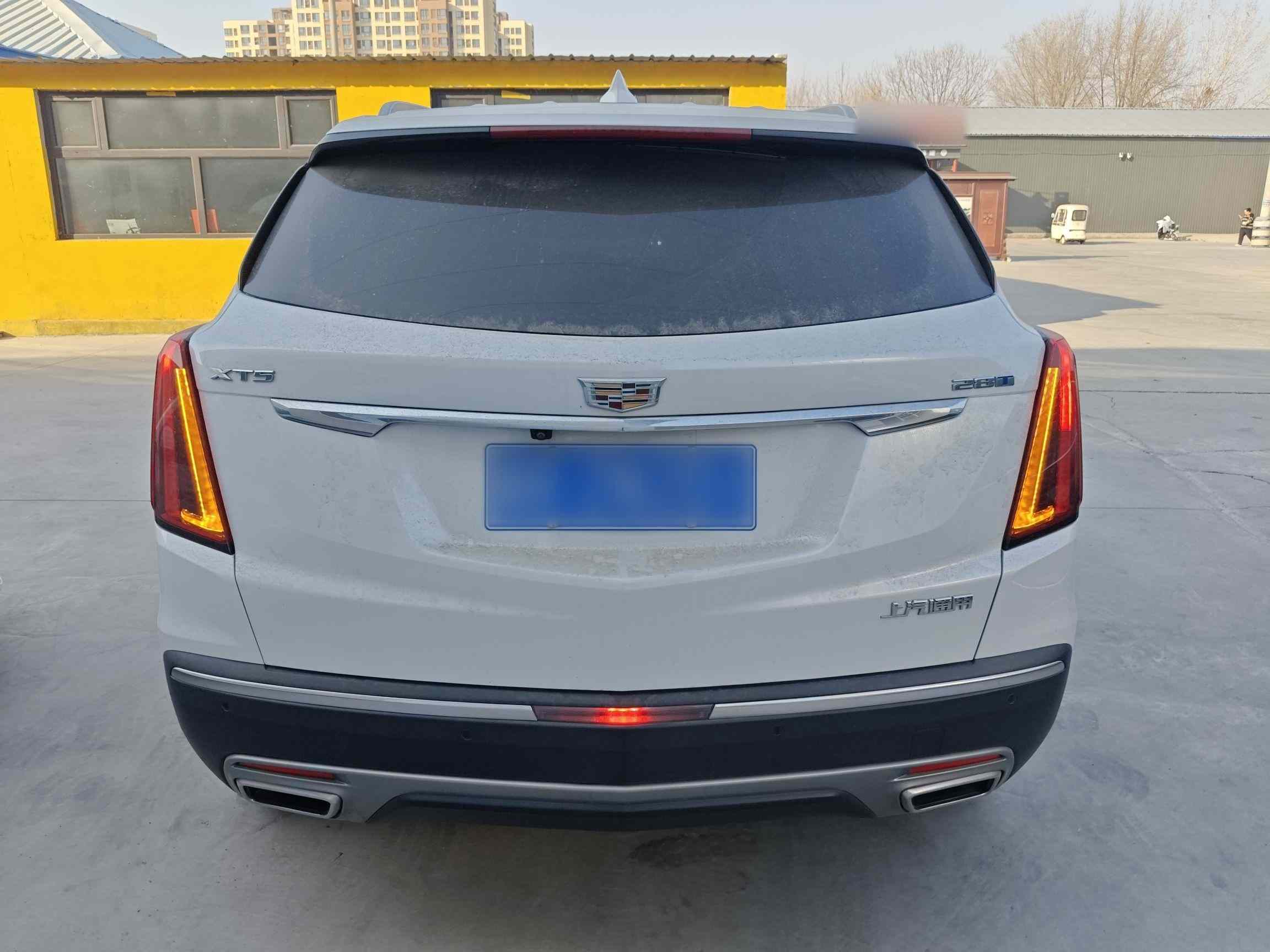 凯迪拉克XT5 2023款 2.0T 两驱风尚型(3)
