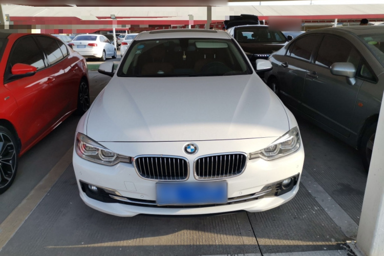 宝马3系 2016款 320Li 豪华设计套装车身外观6001