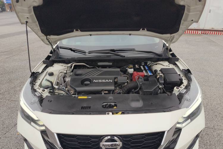 日产 轩逸 2022款 1.6L XL CVT悦享版机舱底盘24
