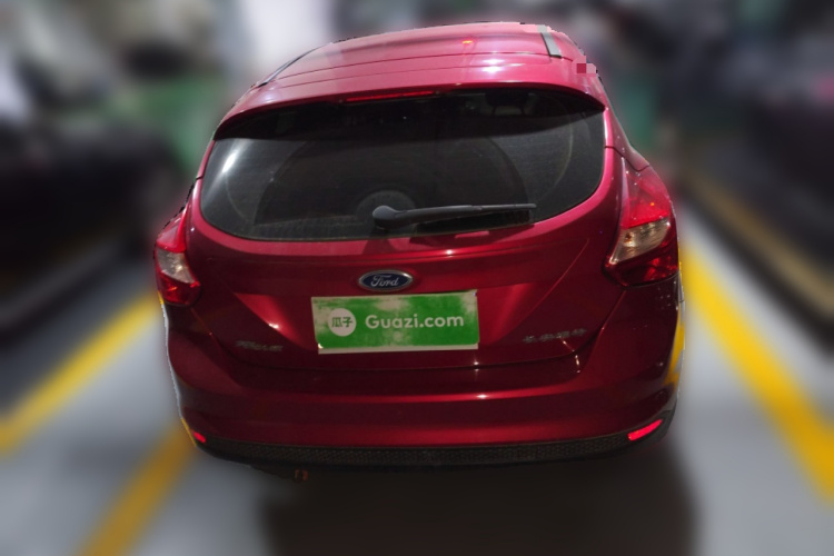 福特 福克斯 2012款 两厢 1.6L 自动风尚型车身外观6004