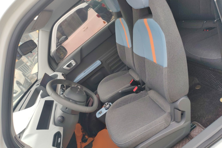 吉利银河 2023款 熊猫mini 120km 超萌熊局部细节19