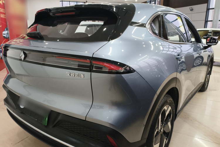 宝骏云海 2024款 600km 纯电版车身外观7