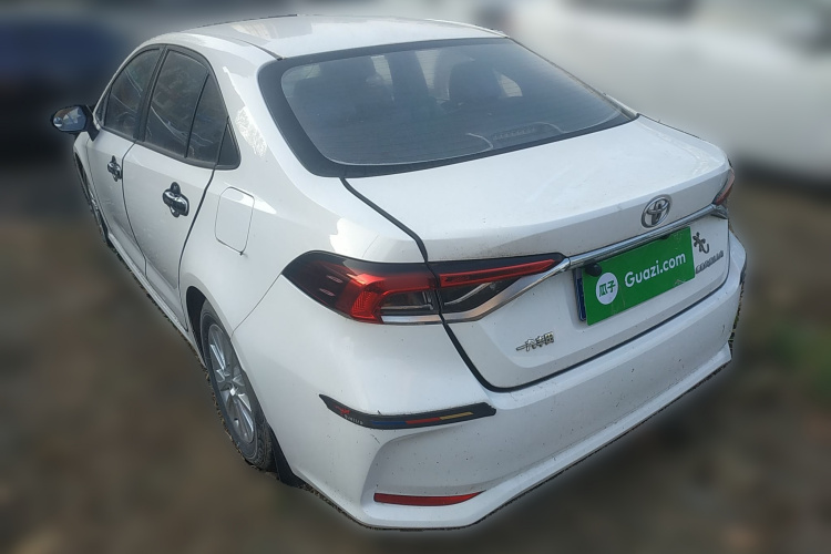 丰田 卡罗拉 2021款 TNGA 1.5L CVT先锋版车身外观5