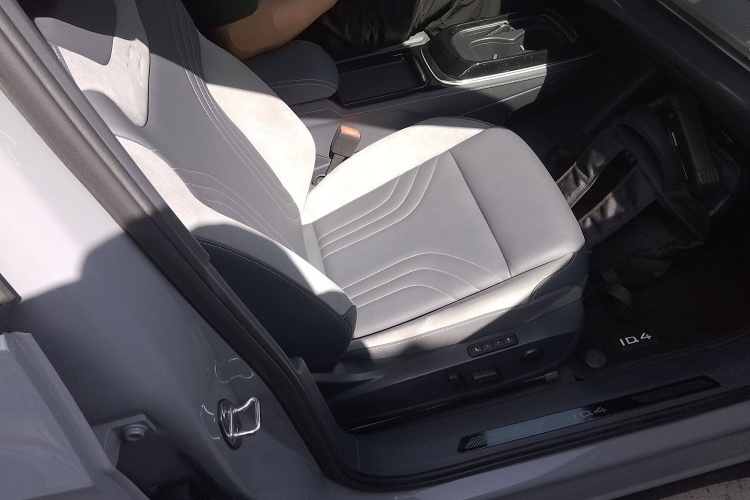 大众 ID.4 CROZZ 2021款 曜夜首发两驱版局部细节41