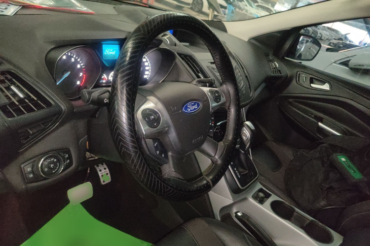 福特 翼虎 2013款 1.6L GTDi 两驱风尚型中控内饰13