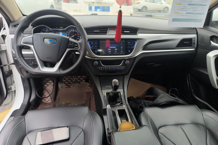吉利汽车 帝豪 2017款 三厢百万款 1.5L 手动向上版中控内饰12