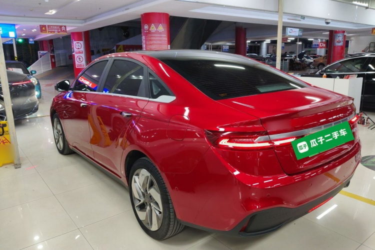 吉利几何A 2019款 高维标准续航幂方版车身外观6003