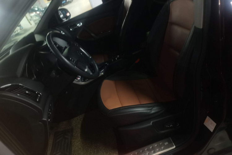 海马S5 2015款 1.5T CVT旗舰型局部细节19