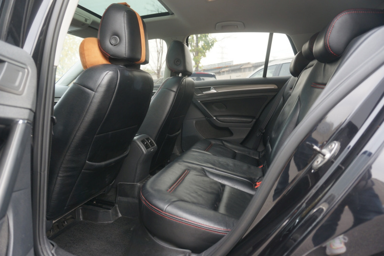 大众 高尔夫 2014款 1.6L 自动舒适型中控内饰7003