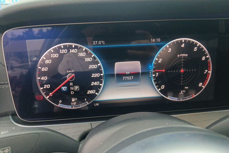 奔驰E级 2020款 改款 E 300 L 运动时尚型局部细节14