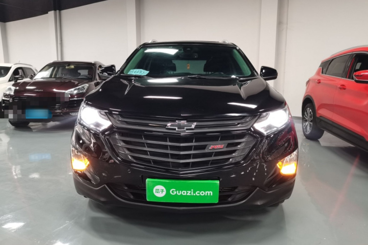 雪佛兰 探界者 2018款 RS 550T 自动四驱捍界版车身外观2