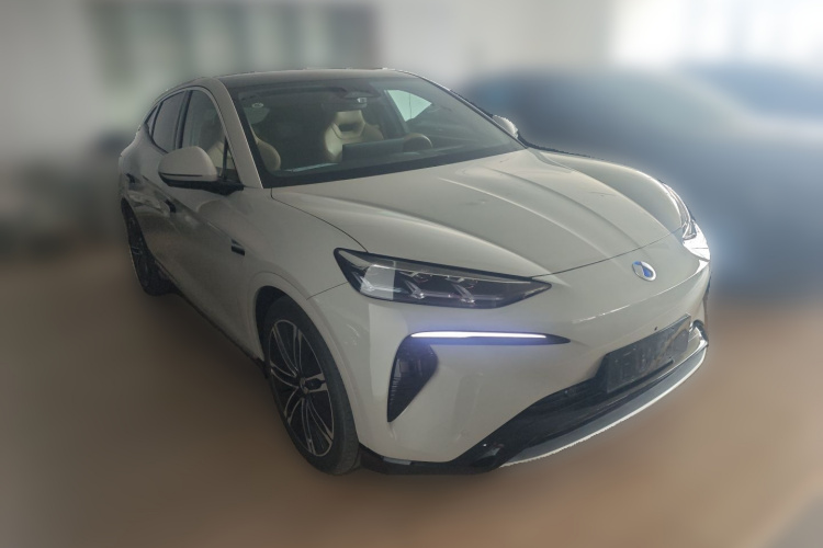 腾势N7 2024款 630 四驱智驾Max版车身外观3