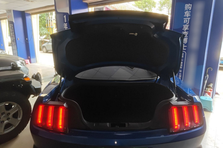 福特 Mustang 2017款 2.3T 性能版局部细节23