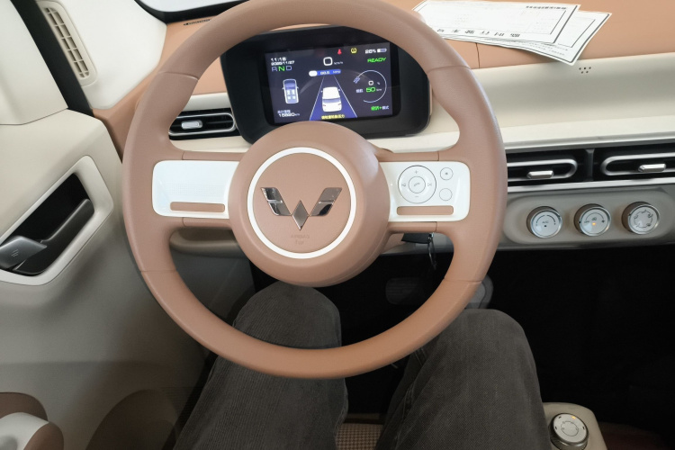 五菱汽车 宏光MINIEV 2024款 第三代 215km 青春版中控内饰13