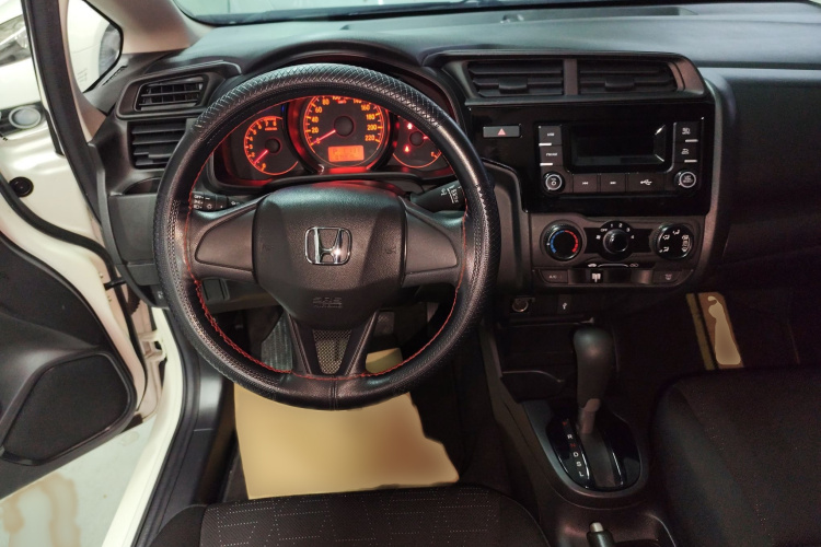 本田 飞度 2018款 1.5L CVT舒适版局部细节13