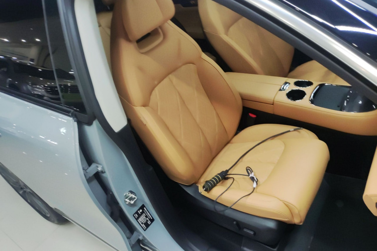 零跑汽车 零跑C11 2024款 增程 300尊享版局部细节41