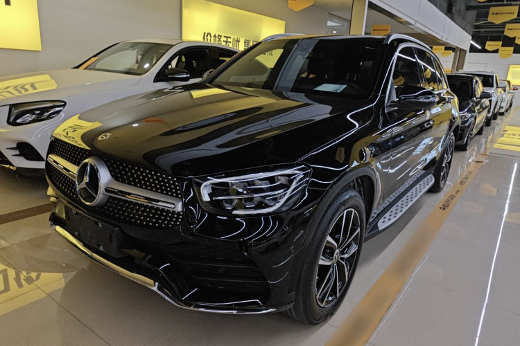 奔驰GLC 2022款 改款二 GLC 260 L 4MATIC 豪华型车身外观1