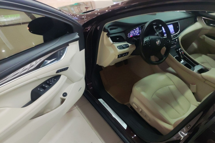 别克 君越 2021款 Avenir艾维亚 先享型中控内饰7003