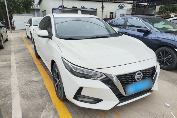 日产 轩逸 2020款 改款 1.6L XL CVT悦享版车身外观3