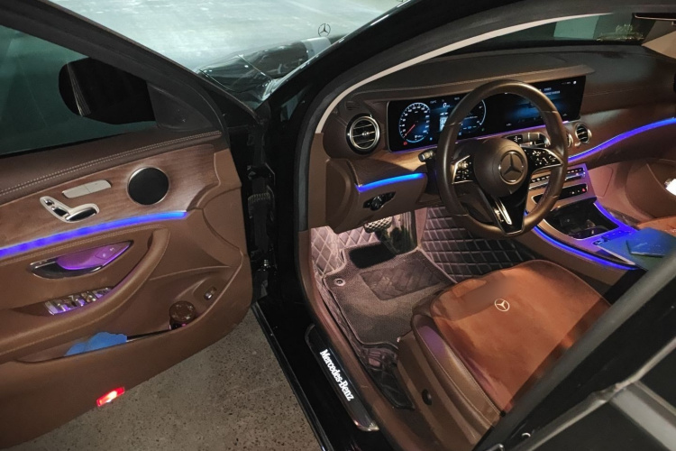 奔驰E级 2021款 E 260 L中控内饰7003