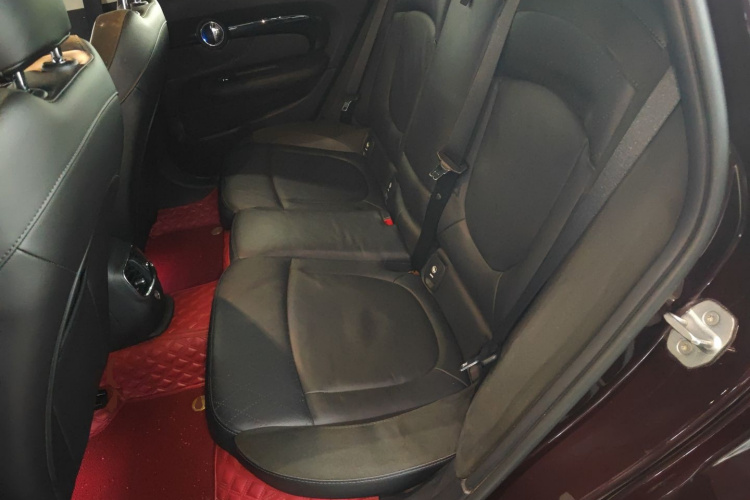 MINI Clubman 2016款 改款 1.5T COOPER 鉴赏家版中控内饰21