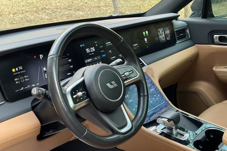 理想汽车 理想ONE 2021款 增程6座版中控内饰7002